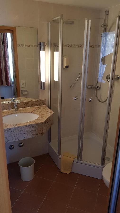 Hotel Gasthof Specht Айхах Екстериор снимка